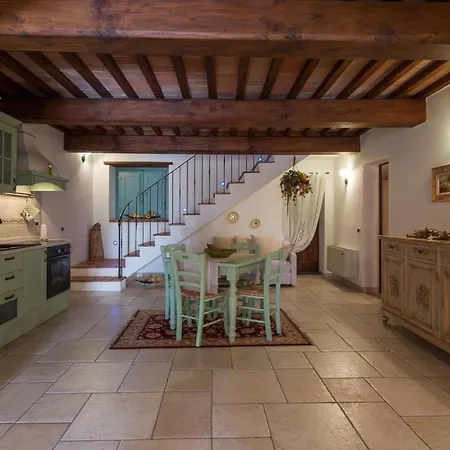 Teresa By Interhome Lägenhet Cortona
